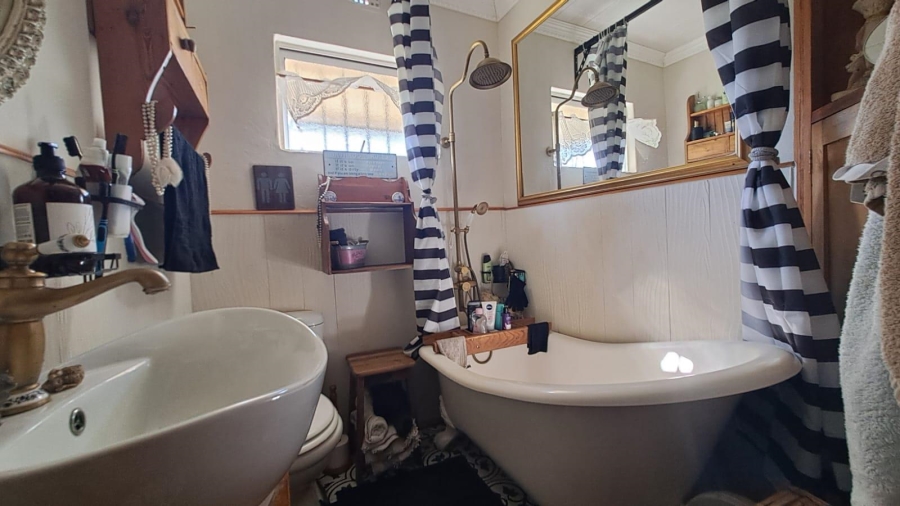 3 Bedroom Property for Sale in Gordons Bay Village Western Cape